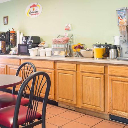 Super 8 By Wyndham O'Fallon Mo/St. Louis Area Esterno foto